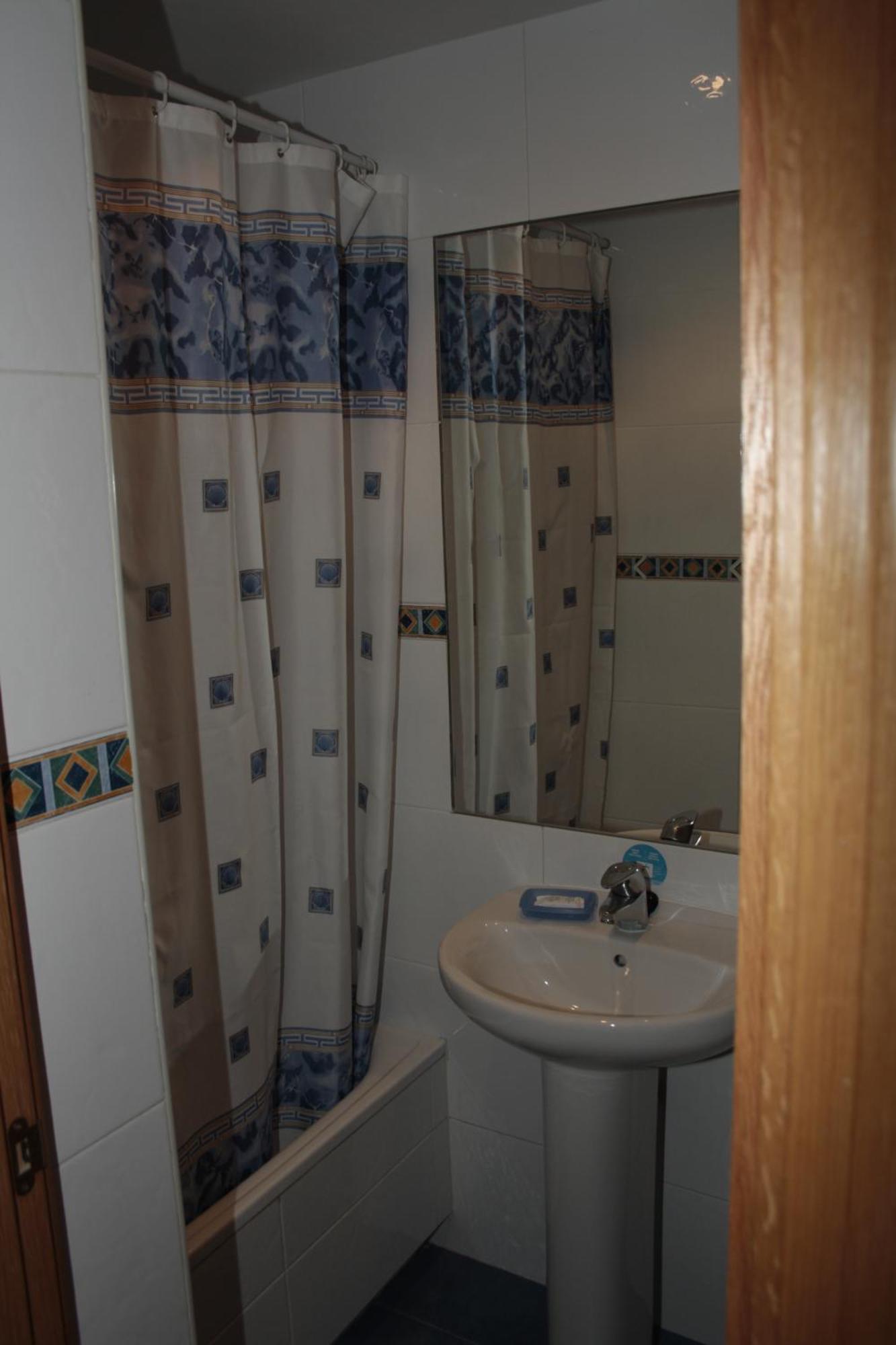 Hostal Santa Cruz Madrid Eksteriør billede