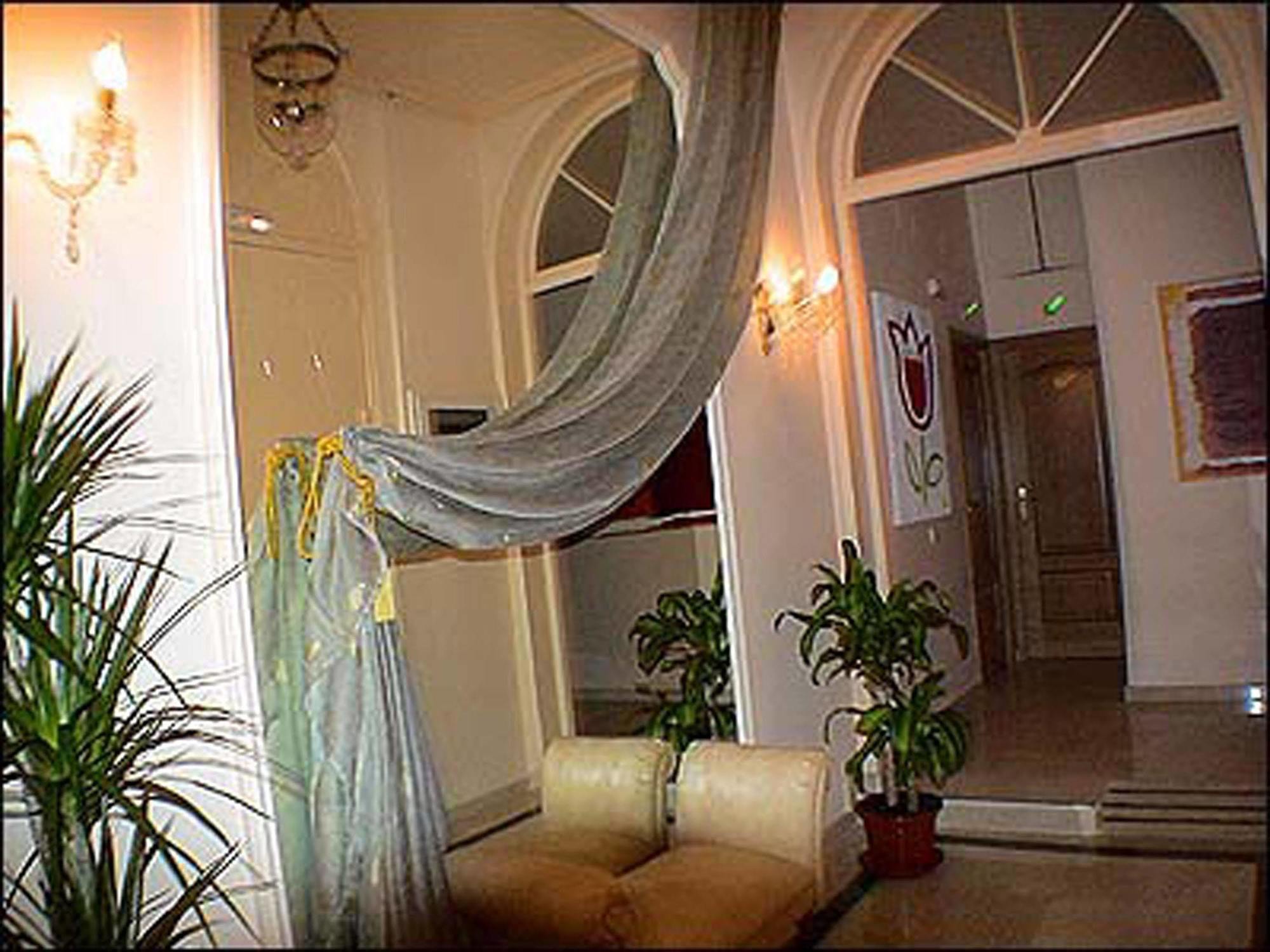 Hostal Santa Cruz Madrid Eksteriør billede